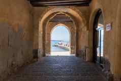 视图港口海滩大门偑斯渔民门阳光明媚的一天头颅西西里南部意大利