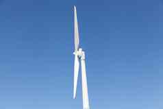 风能源风涡轮机蓝色的天空