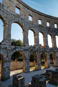 古老的罗马圆形露天剧场普拉伊斯特里亚克罗地亚