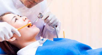 牙科<strong>牙齿</strong>医疗保健概念牙科诊所牙医检查<strong>牙齿</strong>年轻的亚洲病人
