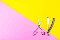 时尚的专业理发师剪刀黄色的粉红色的背气