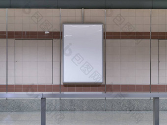 模拟海报媒体模板广告显示地铁站