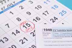 7月标志着税一天日历税概念文件税形式的最后期限7月