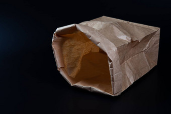 纸袋模型黑色的背景皱纹棕色（的）纸袋