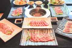 牛肉猪肉片烧烤日本食物烤肉