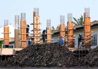 土壤丘粘土湿黑色的建设网站建设工人人劳动工作建设建筑集团人专业团队合作建设工人劳动工人