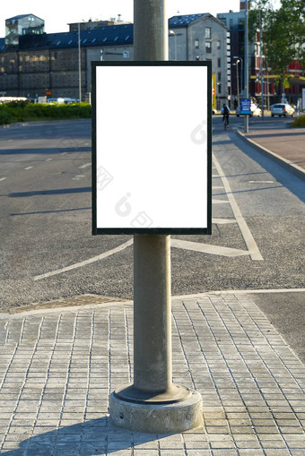 空白广告牌户外广告模型海报垃圾城市路灯柱的地方广告塔林爱沙尼亚