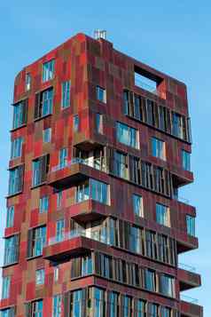 现代红色的高层建筑公寓建筑