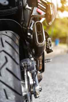细节摩托车排气管道摩托车引擎