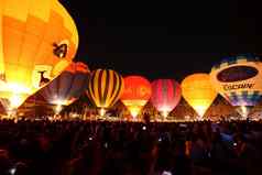 清迈泰国11月气球节日清迈了吗