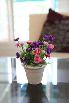紫色的花Jar