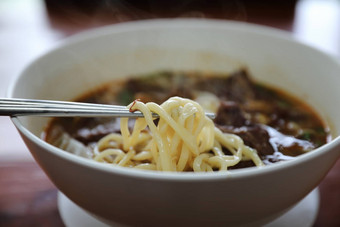 牛肉中国人面条汤