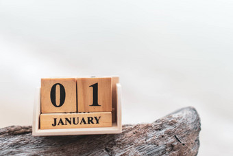 木砖块显示日期月日历1月一年一天