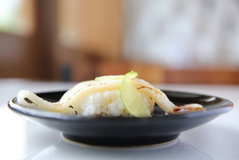 日本厨房远川大比目鱼寿司