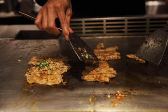 牛肉蔬菜铁板烧日本烹饪
