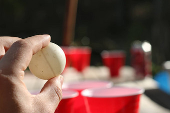 红色的聚会，派对杯<strong>主题</strong>背景模板白色背景酒精容器一边人跳舞手空气空空白复制空间事件市场营销<strong>促销</strong>活动