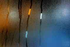 摘要背景晚上湿窗口玻璃污迹teal-orange语气γ