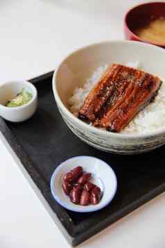 鳗鱼不烤鳗鱼大米日本食物