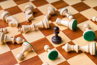 国际象棋业务概念领袖成功前视图
