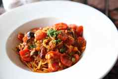 意大利面witn番茄橄榄意大利食物