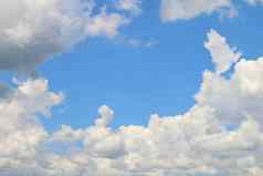 天空天空云清晰的大毛茸茸的云美丽的大天空