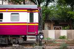 泰国铁路火车机车运行曼谷