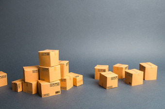 纸板盒子产品货物商务零售电子商务出售货物在线交易平台运费航运交付<strong>销售</strong>货物服务仓库股票