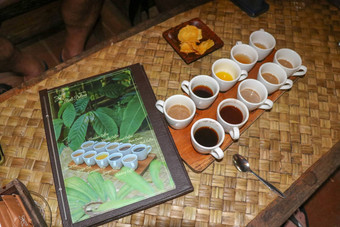 茶<strong>咖啡</strong>品尝<strong>咖啡猫</strong>鼬种植园巴厘岛岛印尼白色瓷杯巧克力香草椰子人参姜<strong>咖啡</strong>可可喝柠檬姜黄茶
