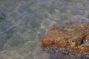 水晶<strong>清晰</strong>的海水一流的清洁岩石底海自然海洋水海滩<strong>清晰</strong>的清洁冬天海旅行热带夏天假期
