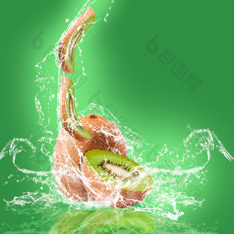 集猕猴桃绿色背景水飞溅高决议图像健康概念健康的食物图像广告