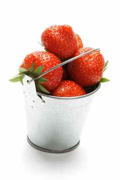 桶草莓