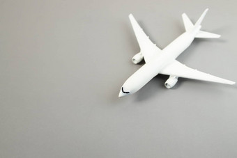 <strong>模型飞机飞机</strong>柔和的颜色背景