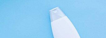 空白标签<strong>化妆品</strong>容器瓶产品模型蓝色的背景