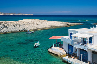 水晶清晰的蓝色的水维<strong>村海滩米洛斯岛</strong>岛希腊