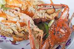 海鲜餐蟹龙虾