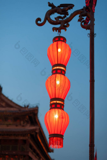 照亮红色的中国人灯笼西安