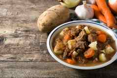 爱尔兰牛肉炖肉胡萝卜土豆