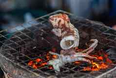 烤鱿鱼章鱼泰国海鲜市场