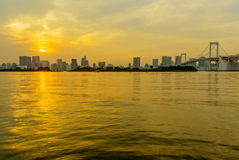 日落城市天际线彩<strong>虹桥</strong>东京