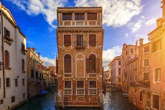 视图街运河<strong>威尼斯</strong>意大利色彩斑斓的外墙