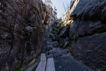 桌子山国家公园路径岩石迷宫徒步旅行