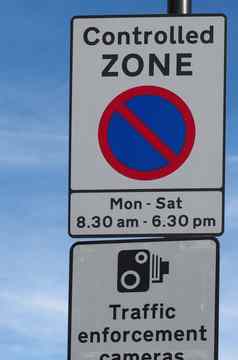 控制区停车交通执行相机标志
