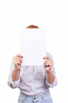 业务女人持有白色空白空纸封面脸孤立的白色背景剪裁路径