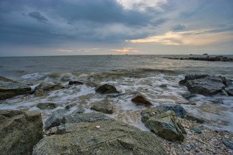 和平<strong>海滩</strong>视图波日落