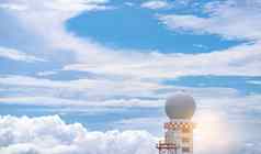天气观察雷达圆顶站蓝色的天空whi