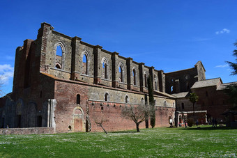 三galgano修道院chiusdino意大利内部修道院著名的传奇剑石头王亚瑟