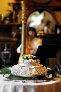 大白色婚礼蛋糕