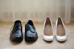 新娘的马夫的鞋子