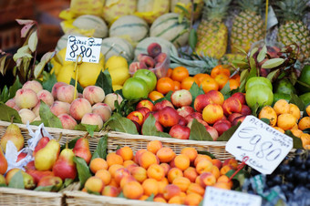各种各样的水果水果市场