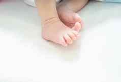 特写镜头出生婴儿婴儿脚